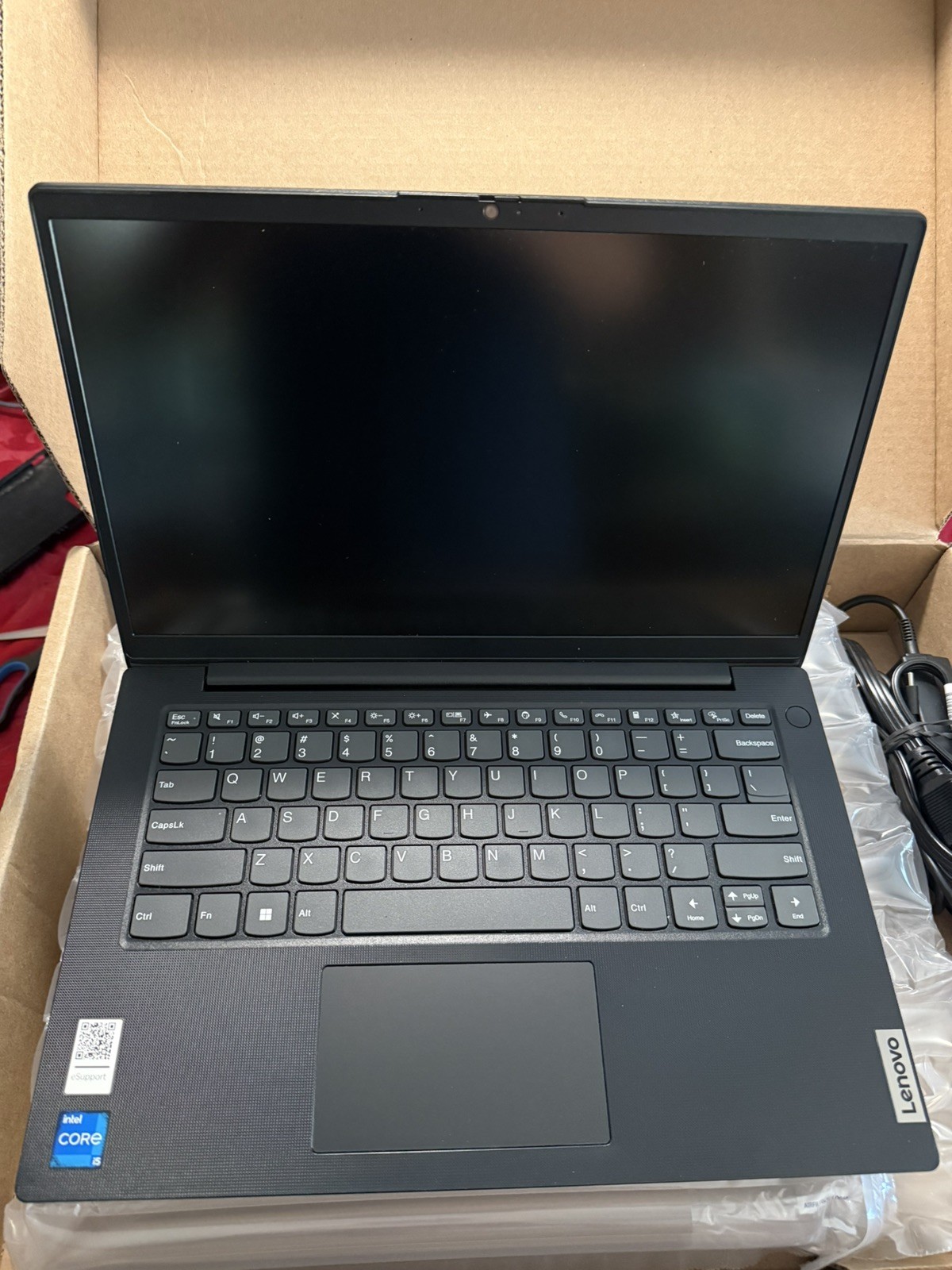 Lenovo V14 G2 ITL 14in i5 8GB 256GB SSD Black Win 11 Webcam FHD