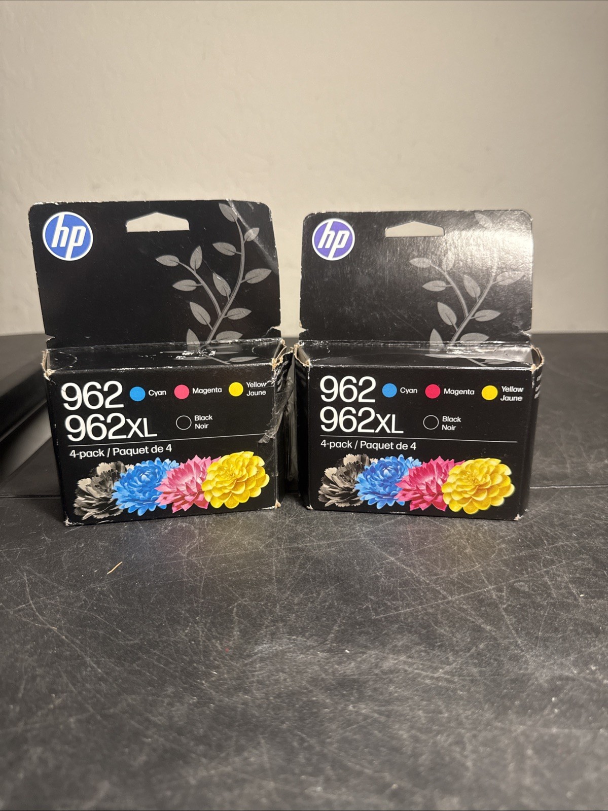 HP 962XL Black & 962 Combo Cyan/Magenta/Yellow Exp: Dec 27 1 Sealed 1 Use READ