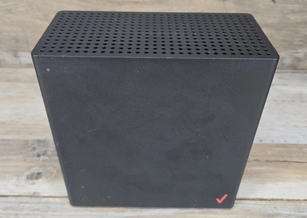 Verizon Business Internet Gateway Router (4 LAN Ports) - Black (FSNO21VA)