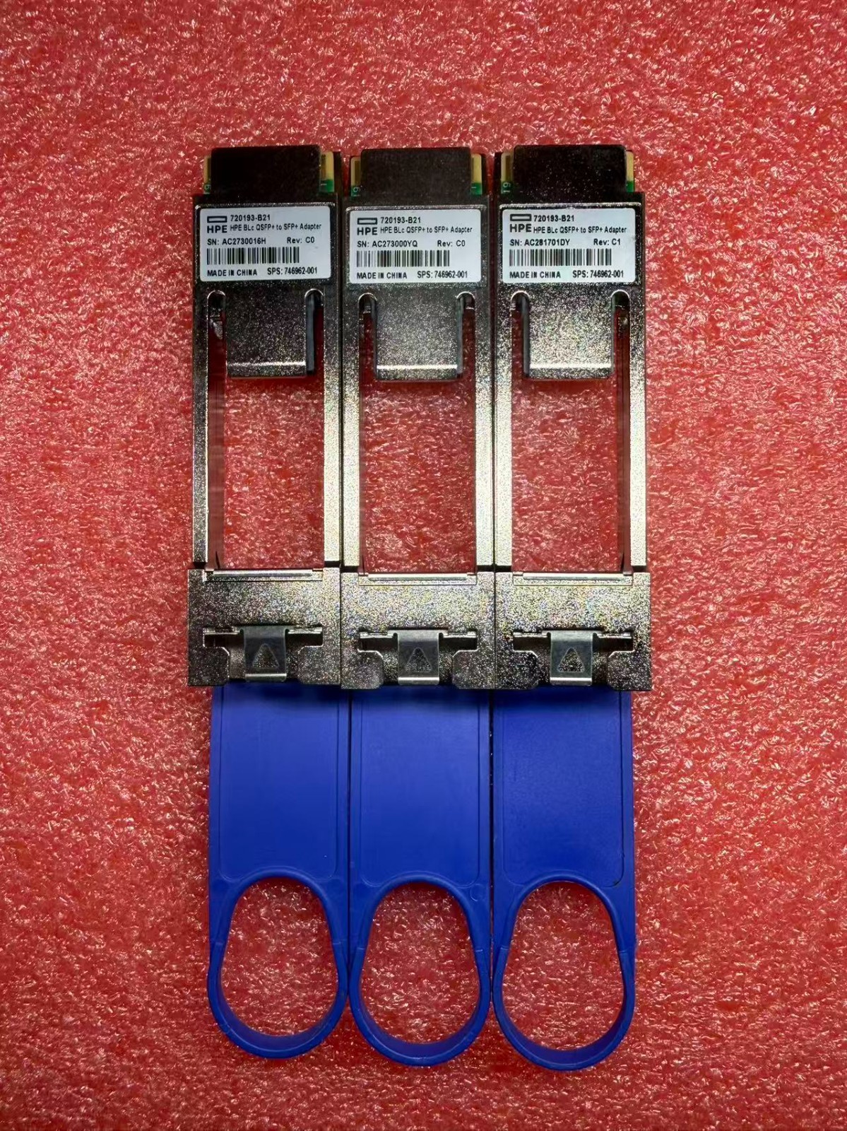 HPE BLc QSFP+ to SFP+ A dapter 40GE to 10GE Rev:C0 SPS: 746962-001