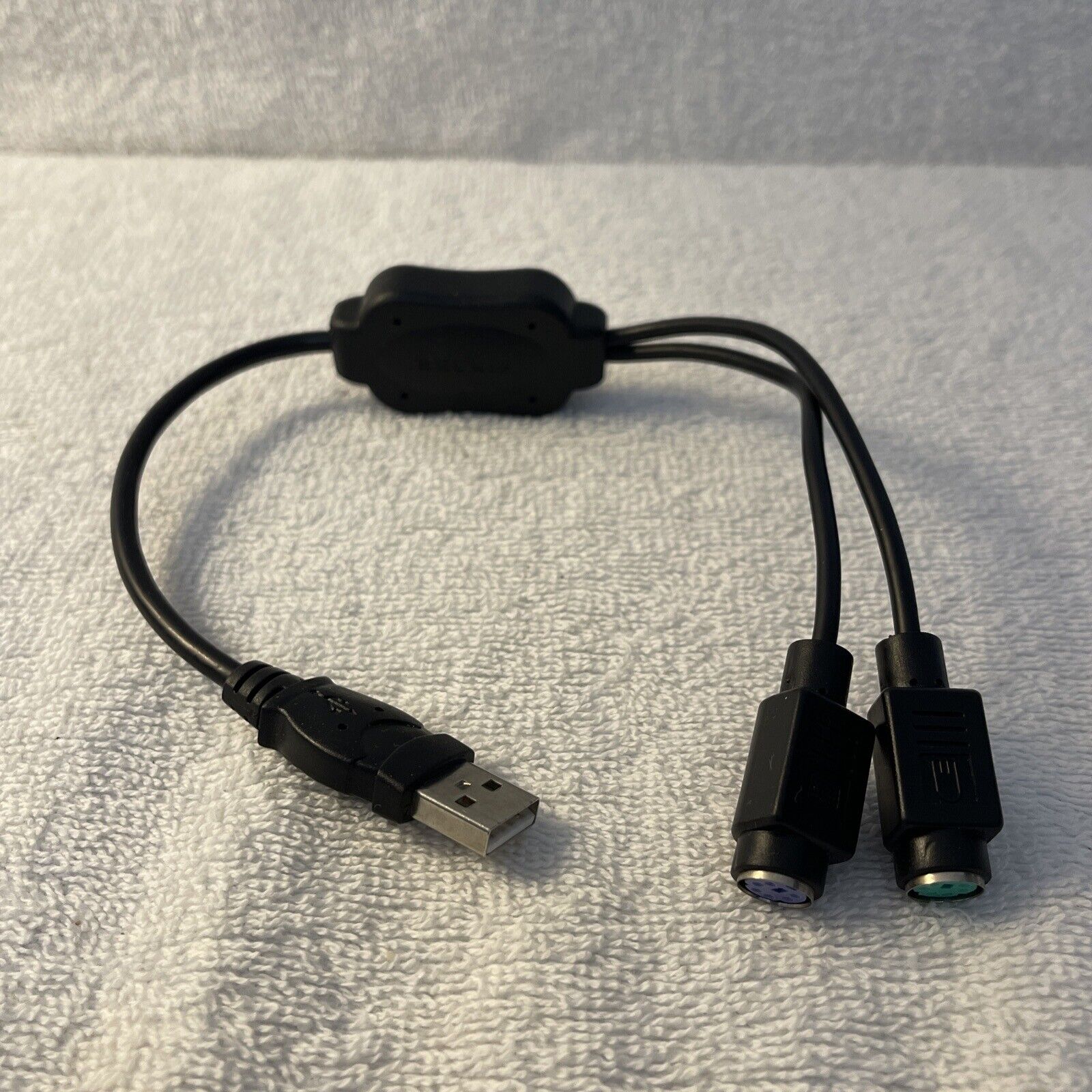 BELKIN USB Dual PS/2 Adapter F5U119vE1 P81706-A Cable Adapter Keyboard / Mouse