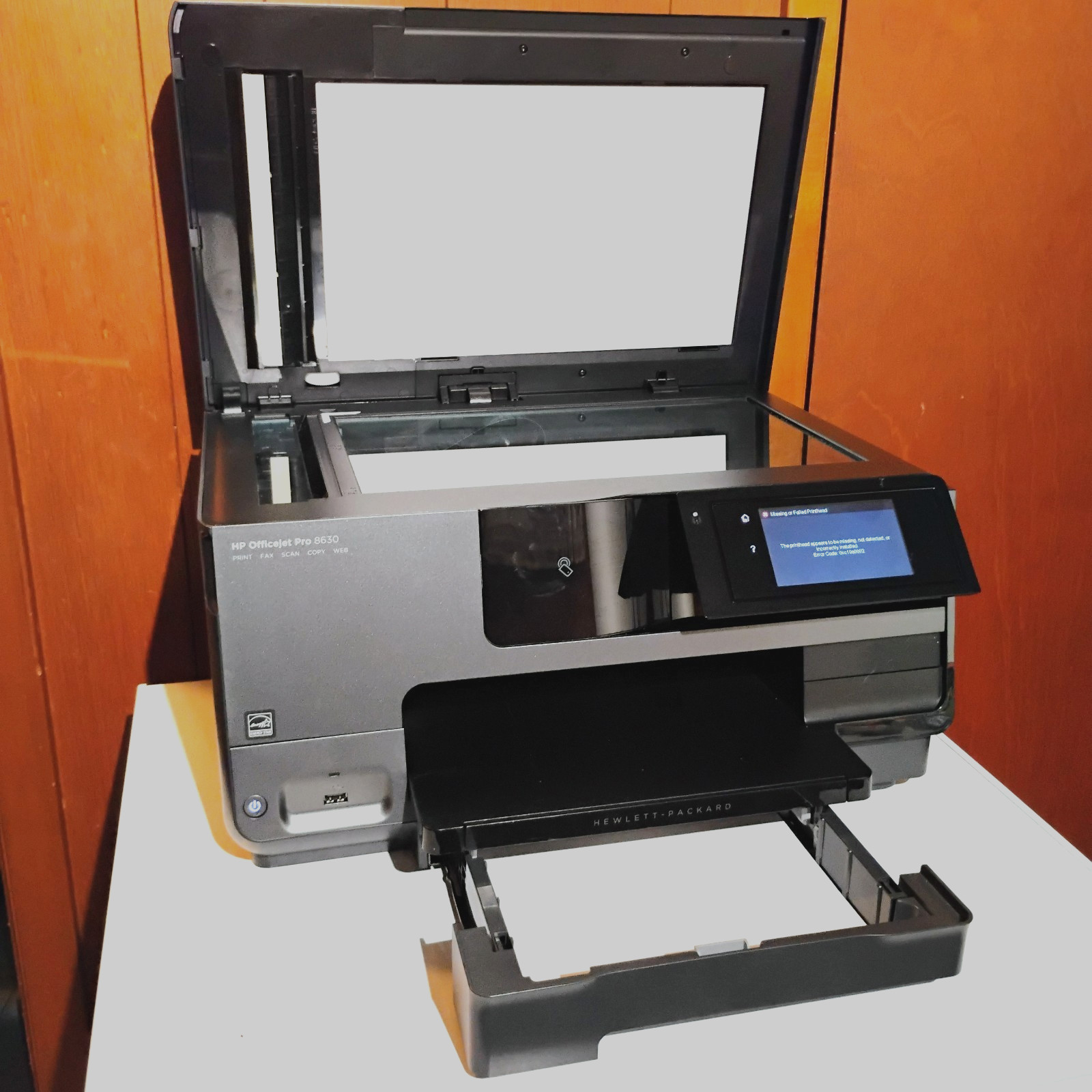 HP OfficeJet Pro 8630 Plus All-in-One USB-Inkjet Color Printer Fax *without Ink