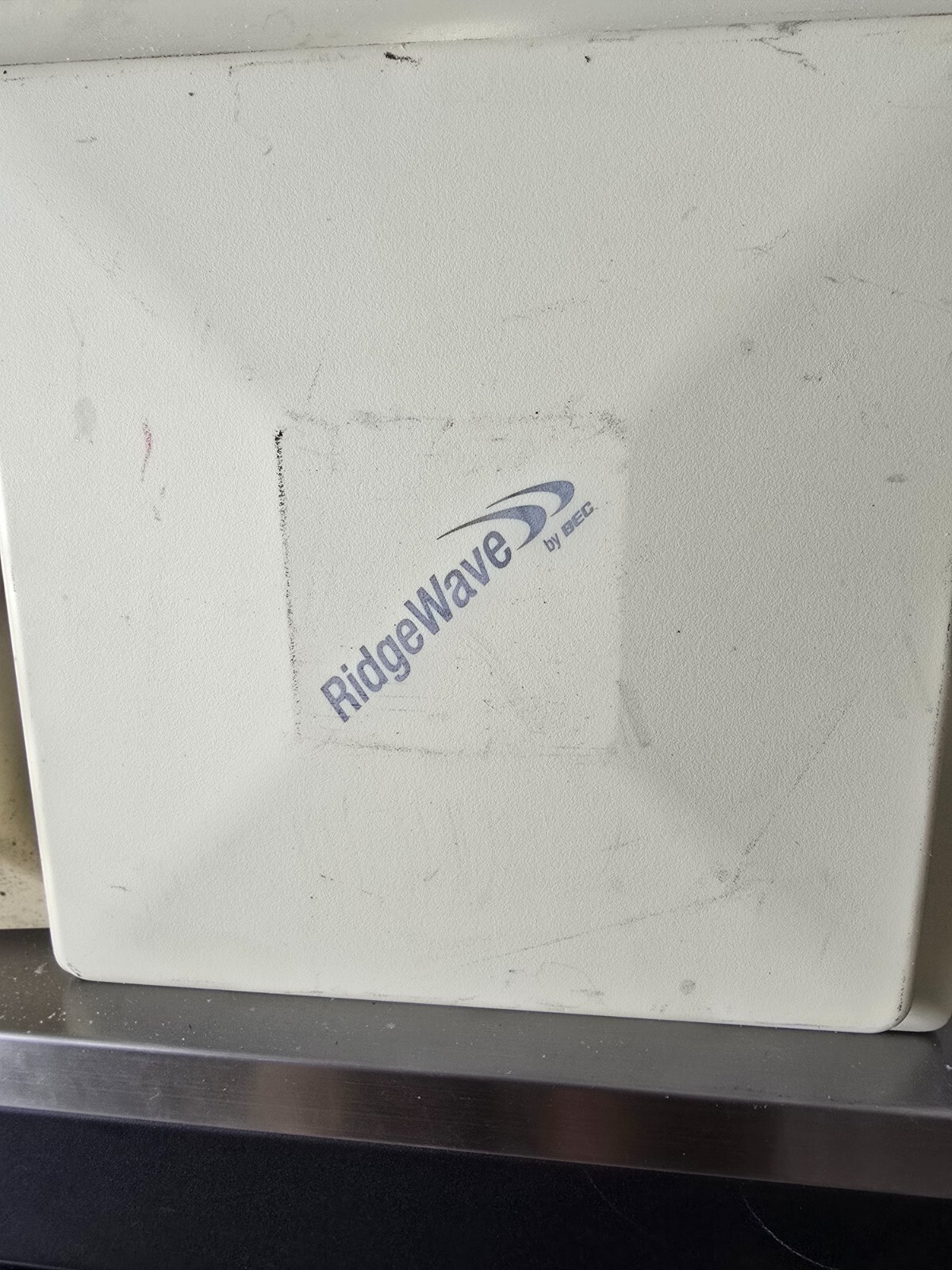 BEC Technologies RidgeWave  4G/LTE Outdoor Router