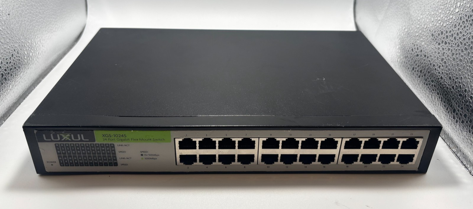 LUXUL XGS-1024S 24 Port Gigabit Flex Mount Switch Ethernet - Tested & Works