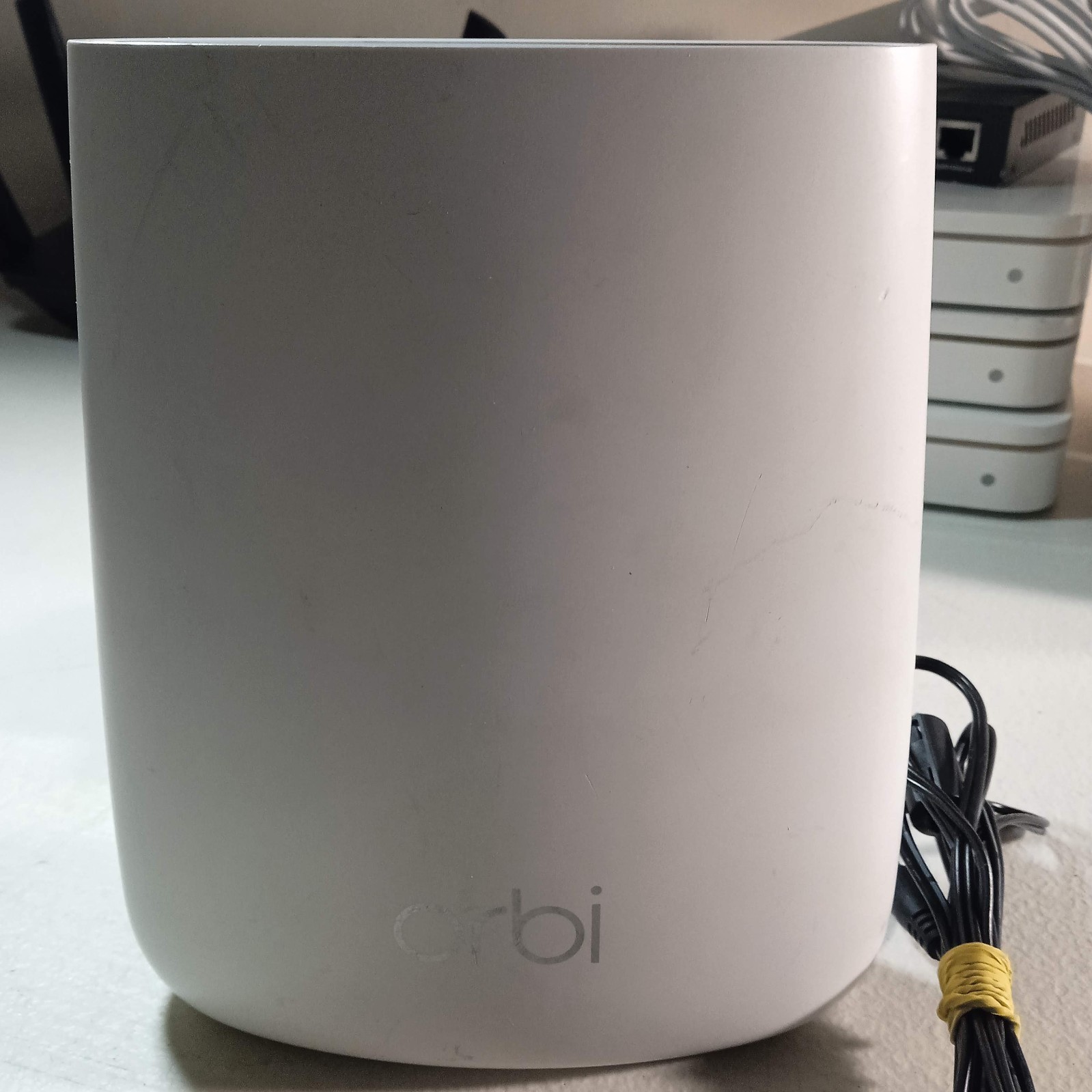 NETGEAR Orbi RBR20 Satellite Home Mesh WiFi Tri-band AC2200 Router.