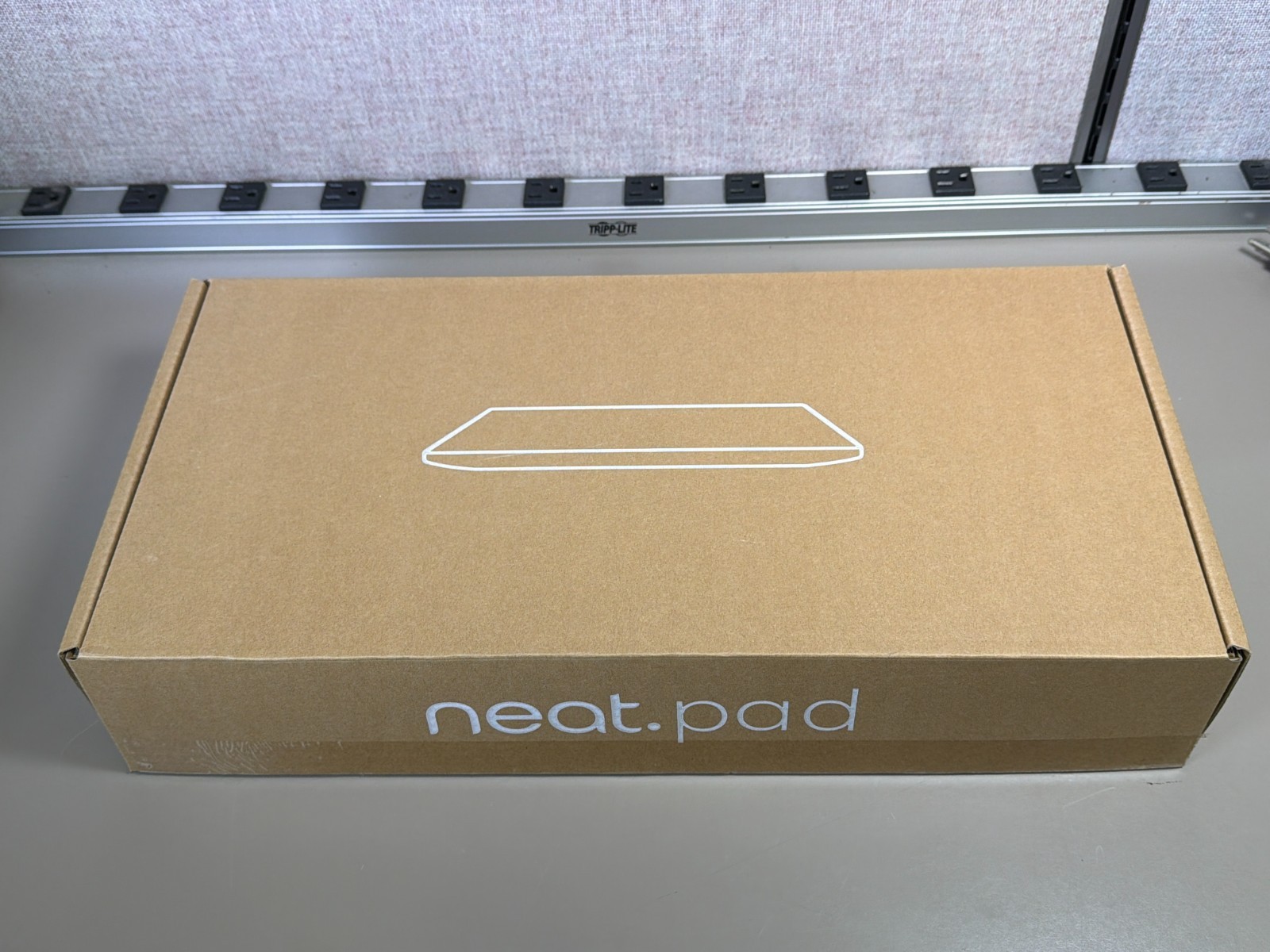 NEW NEAT NEATPAD-SE ROOM CONTROLLER 8" TOUCHSCREEN DISPLAY