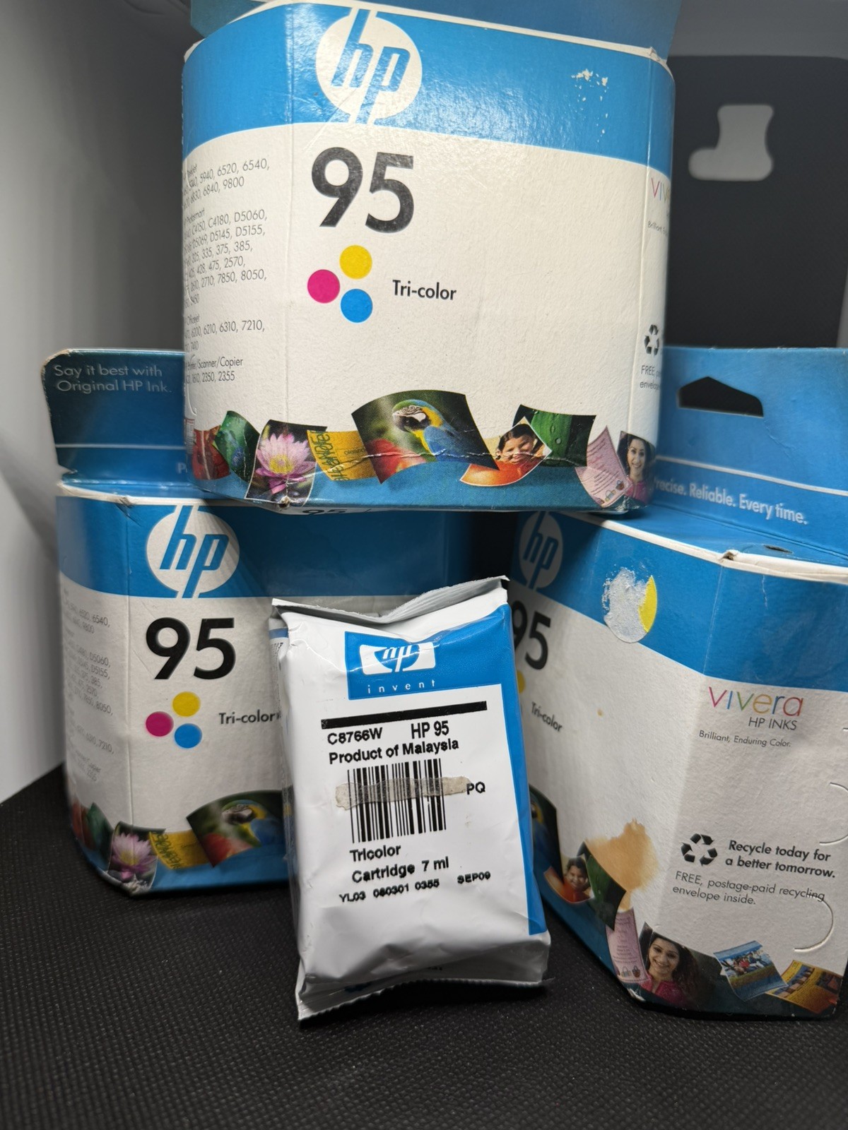 Lot of 4 HP 95 Tri-Color Ink Cartridge Genuine OEM NEW 