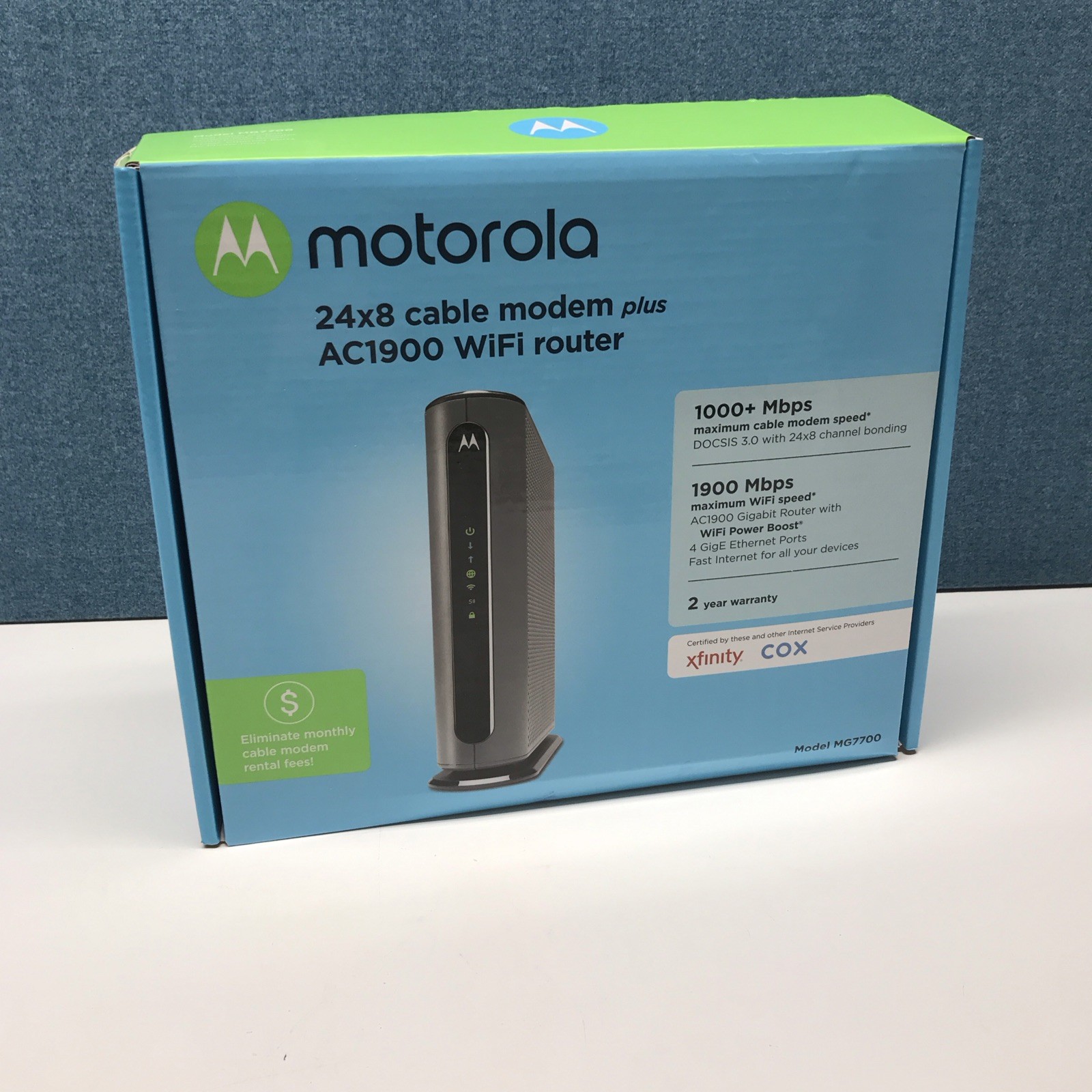 Motorola MG7700 Dual-Band Wireless-AC Router with DOCSIS 3.0 Cable Modem - Black