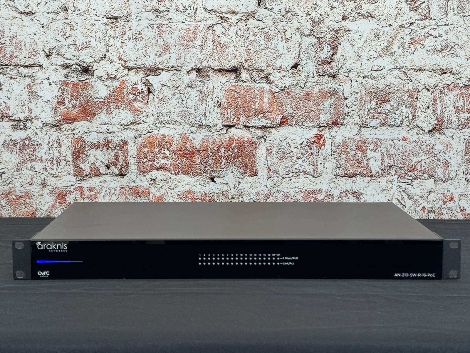 Araknis Networks AN-210-SW-R-16-POE Gigabit POE Network Switch, Pre Owned