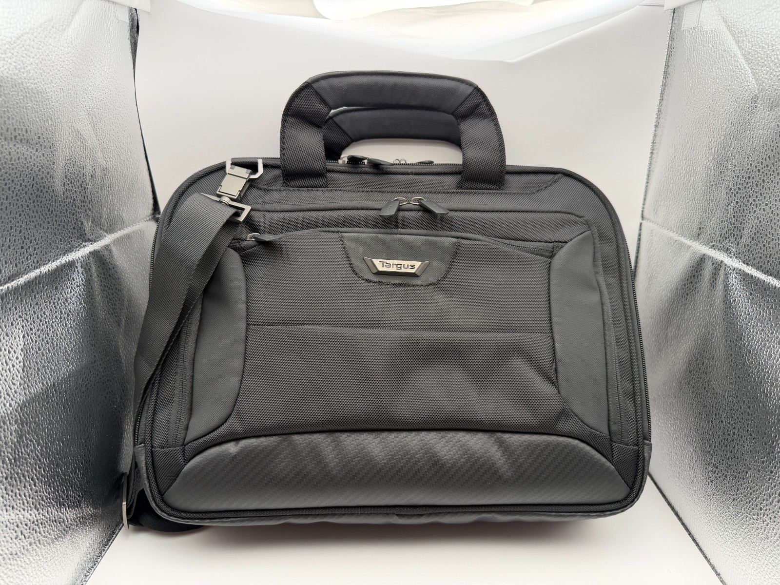Targus Corporate Traveler 15.4 Laptop Briefcase CUCT02UA Black Ballistic Nylon