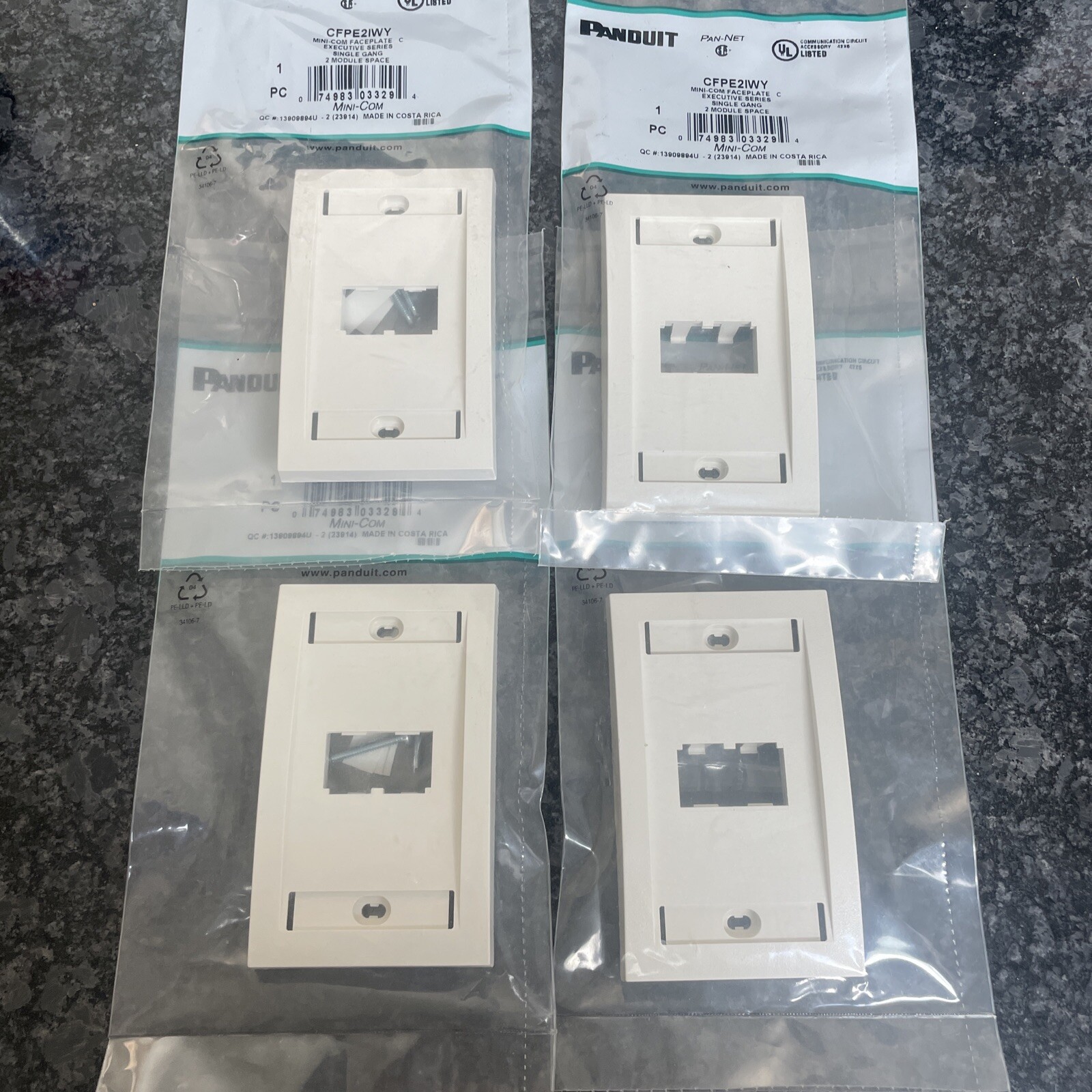 PANDUIT CFPE2IWY Wall Plate,Single Gang,2 Ports,Off White (QTY 4)