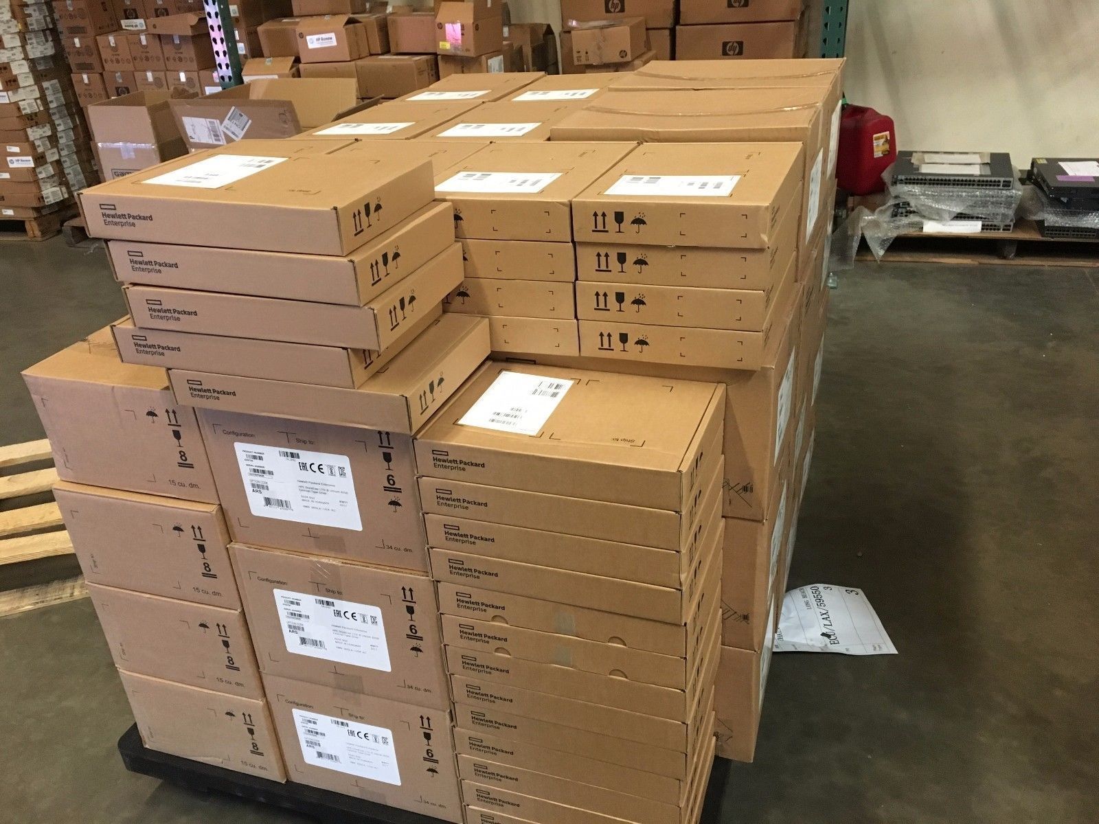 AJ763B AJ763A 697890-001 HPE Emulex 82E 8Gb DP PCI-e FC HBA  HPE Retail NEW ****