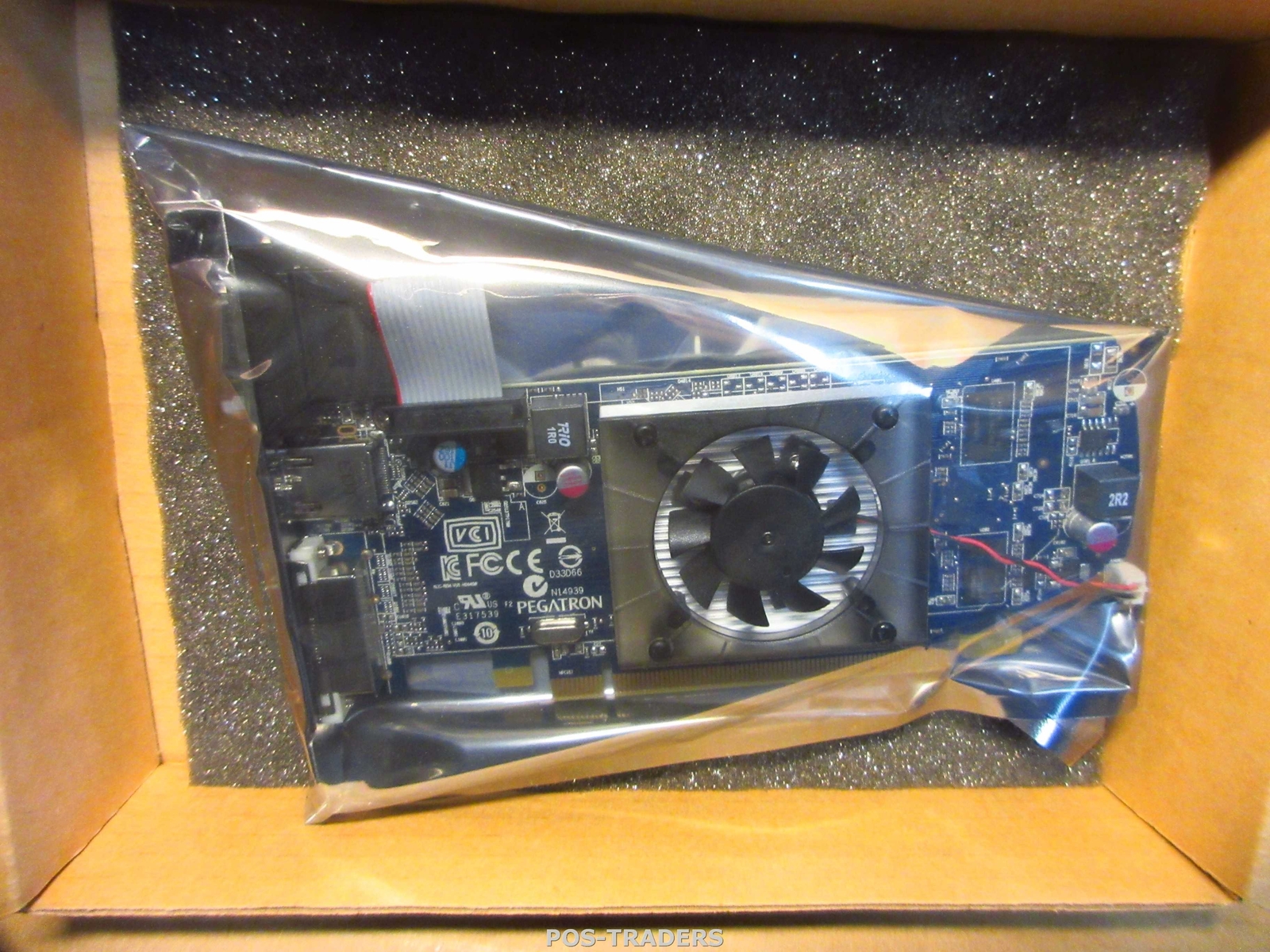 Dell HCVMH Pegatron Radeon HD6450 GPU - 1GB GDDR3 PCIe Graphics Card - IN BOX