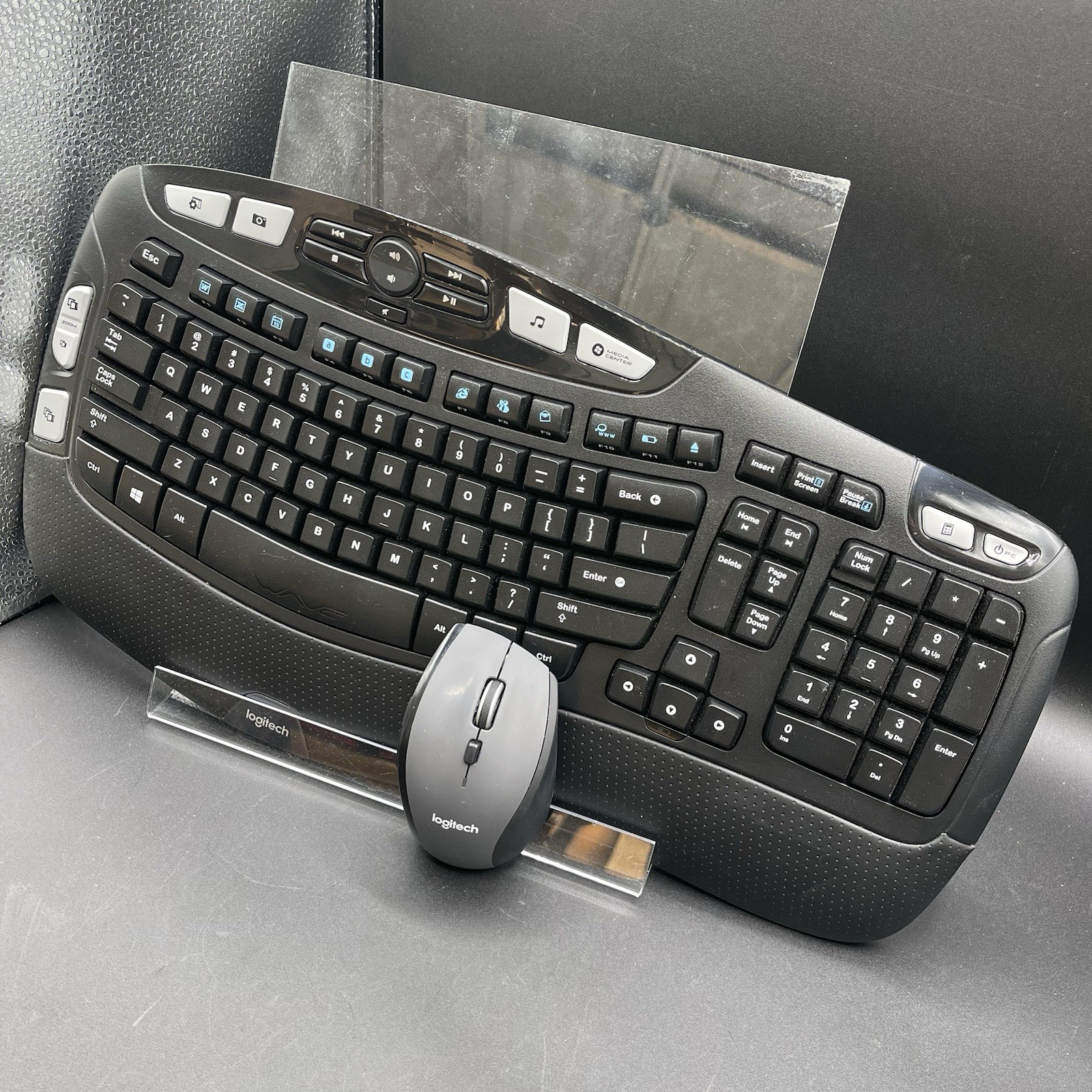 Logitech MK570 Comfort Wave Wireless Keyboard (K350) Mouse (M705) Combo + Dongle