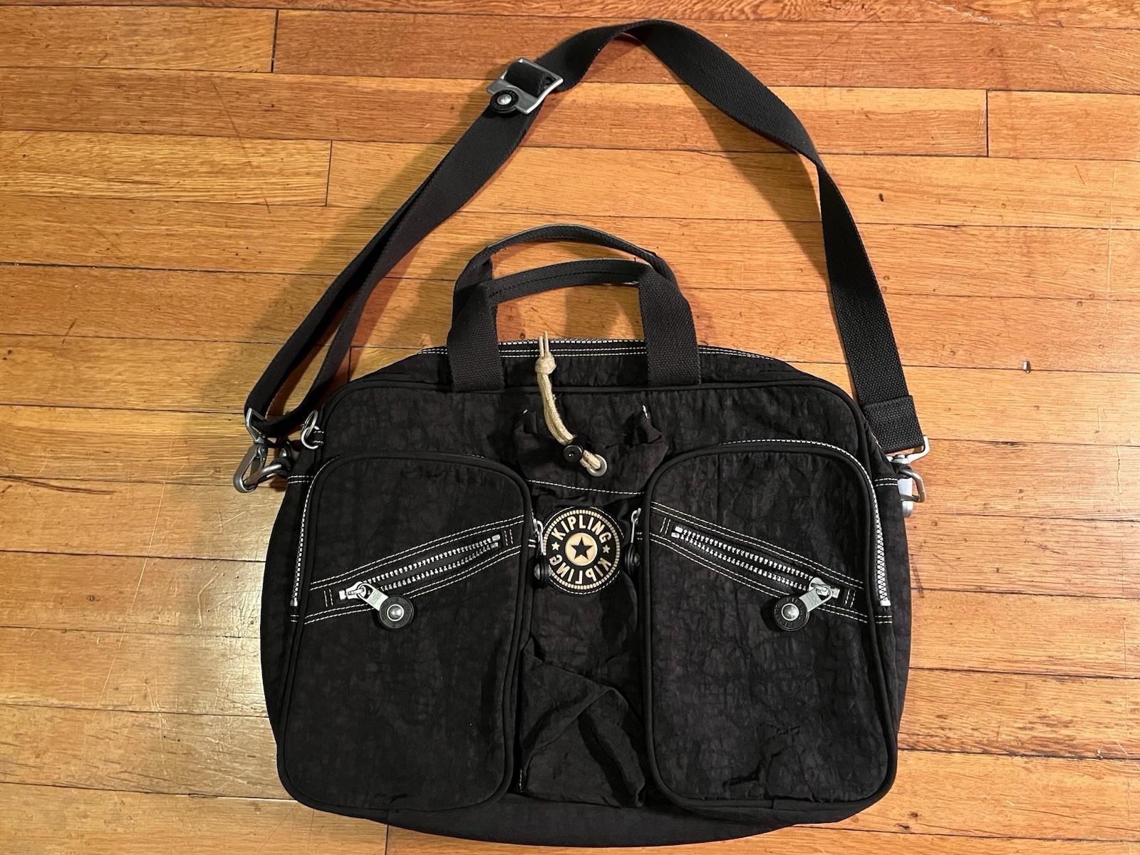VINTAGE Kipling Crinkle Nylon Messenger Bag Laptop Crossbody Multi Pocket Black