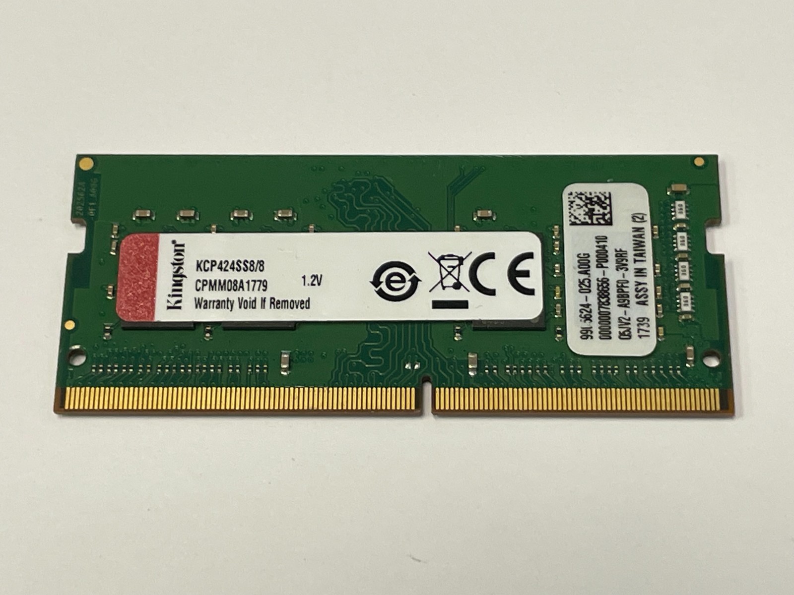 Kingston 8GB (1 Stick) PC4-19200 DDR4 2400T SODIMM Laptop Memory RAM KCP424SS8/8
