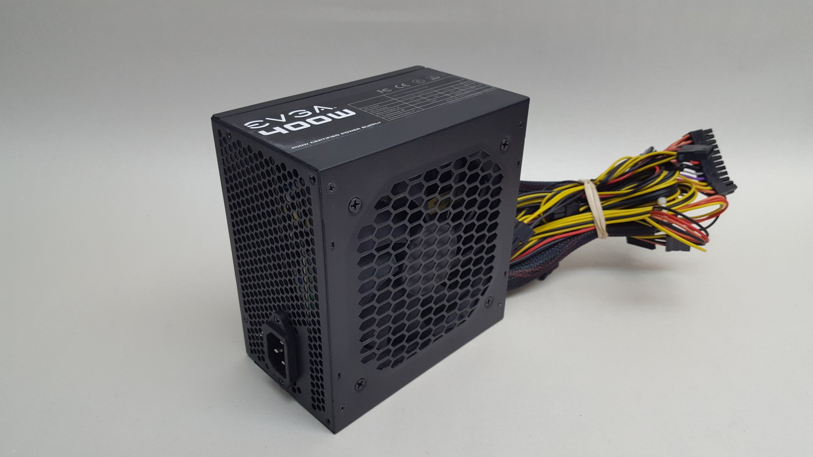 EVGA 100-N1-0400   400W 20+4 Pin ATX Desktop Power Supply
