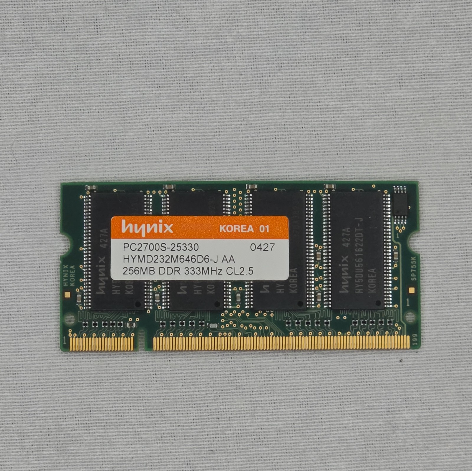 Hynix 256MB DDR SO-DIMM PC2700S-25330 200-Pin ECC HYMD232M646D6-J