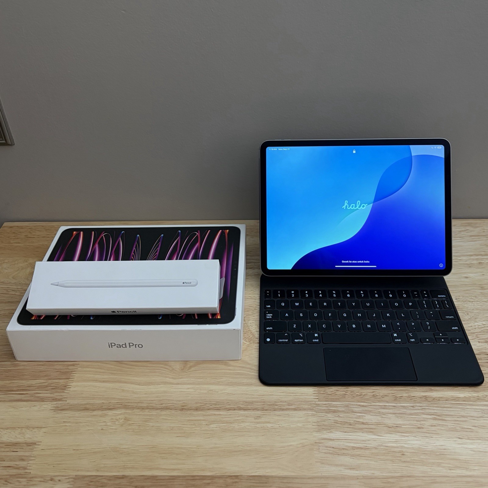 Apple iPad Pro 11” 4th Gen M2 128GB Wi‑Fi Space Gray + Magic Keyboard & Pencil