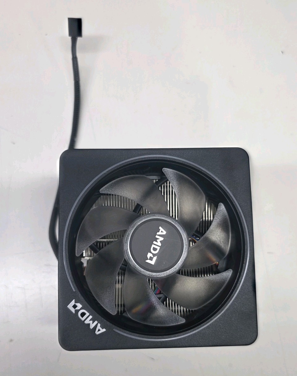 AMD RYZEN 7 3800x Fan and Heatsink Only (NO CPU) OPEN BOX