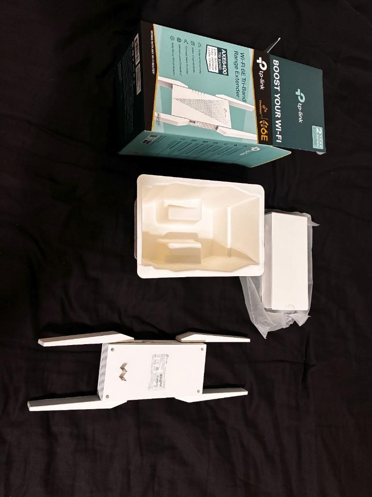 TP-LINK AXE5400 Tri-Band Mesh Wi-Fi 6E Range Extender - White (RE815XE)