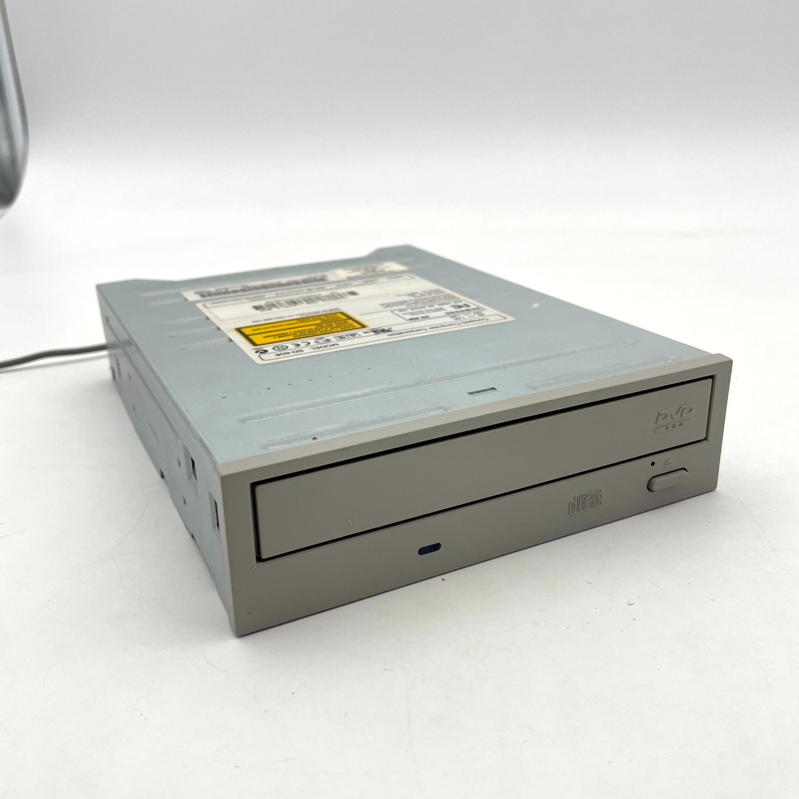 Samsung SD-608 DVD Master 8E Internal CD-ROM Drive IDE Silver for Desktop PCs