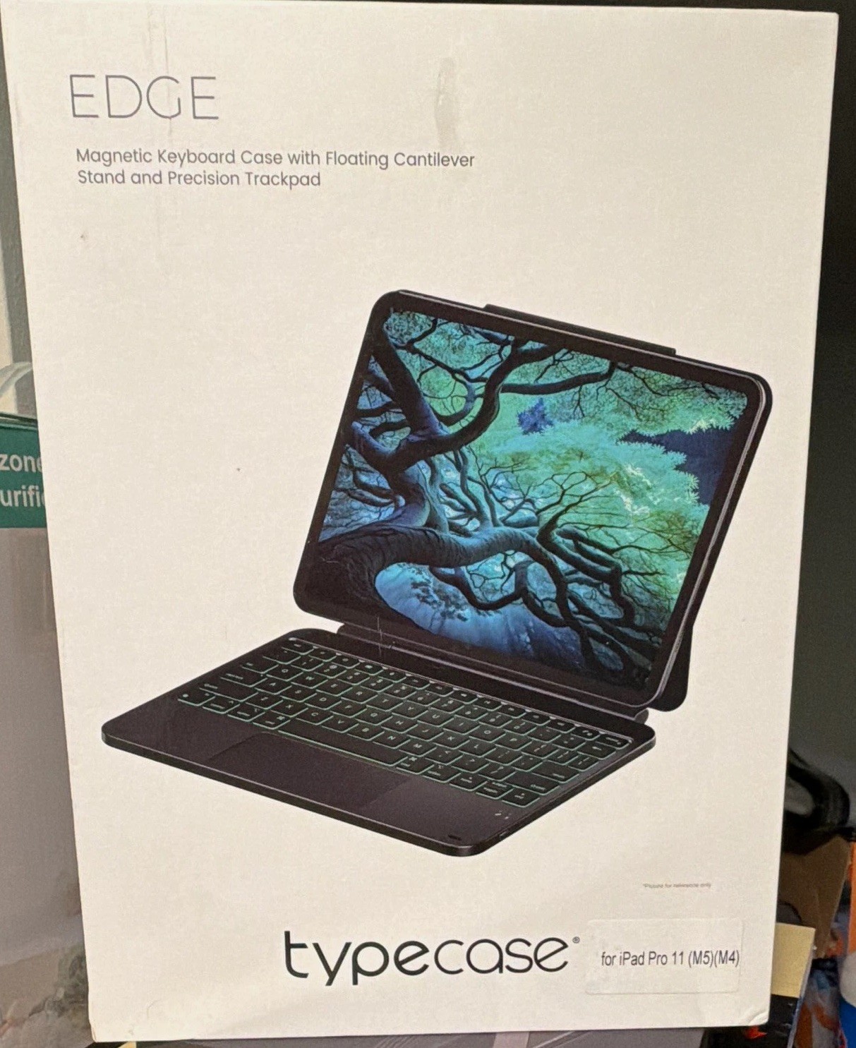 typecase Edge Magnetic Keyboard Case w/ Trackpad for iPad Pro 11 Black