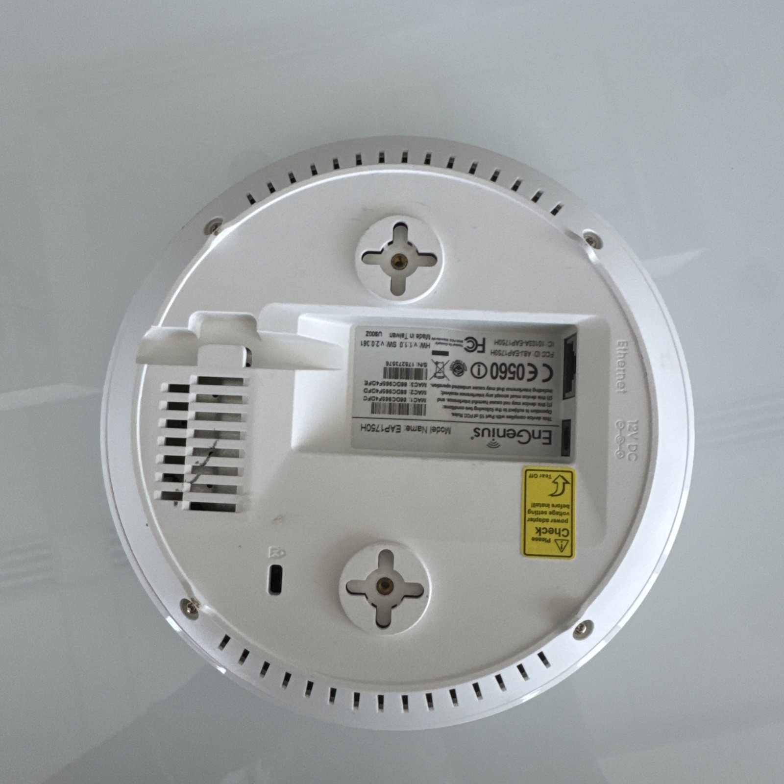 Engenius EAP1750H Dual-Band AC1750 Indoor 2.4Ghz 5Ghz Wireless Access Point