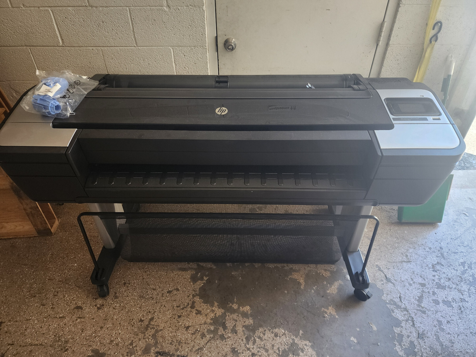 HP DesignJet T1700 DUAL ROLL  44" 1VD87A POSTSCRIPT Printer LOCAL PICK UP ONLY