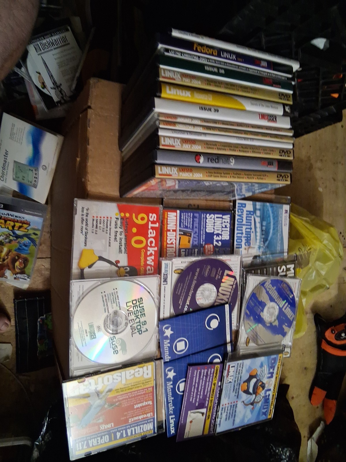 Vtg Computer Linus Software And User Discs Huge Lot