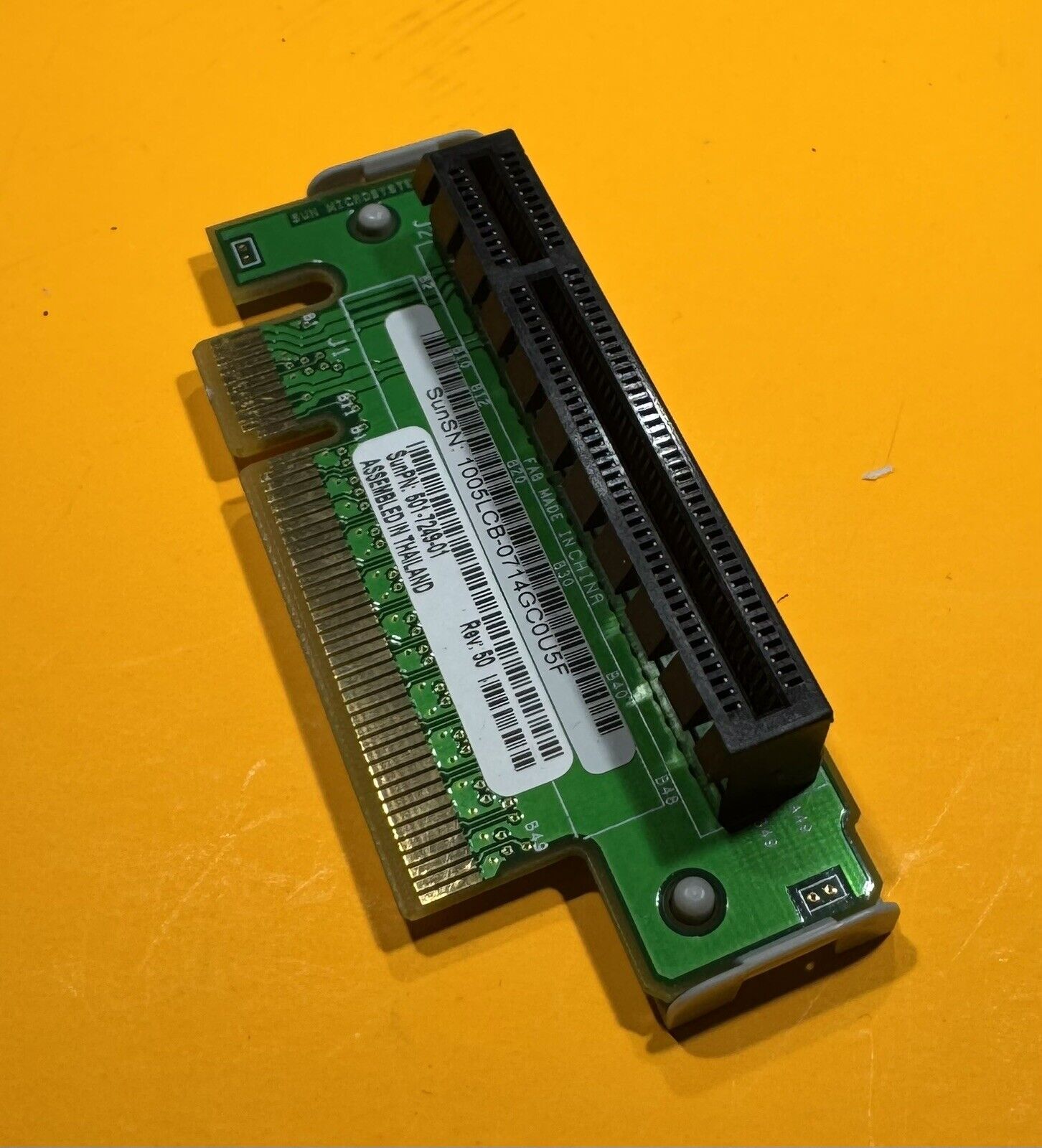 Sun 501-7249-01 1-Slot PCI Express Riser Board, Sun Fire X4100 M2