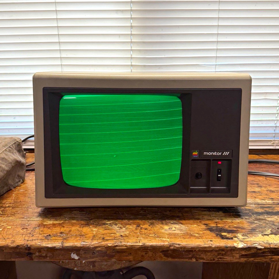 Apple II / III Monitor Vintage Computer Monitor