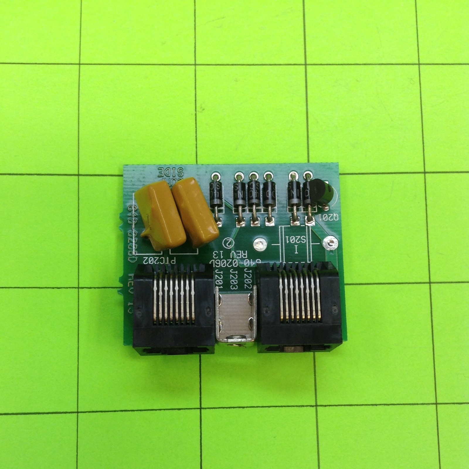 Apc BACK-UPS 650 UPS Battery Backup Network Surge Board 640-0206D