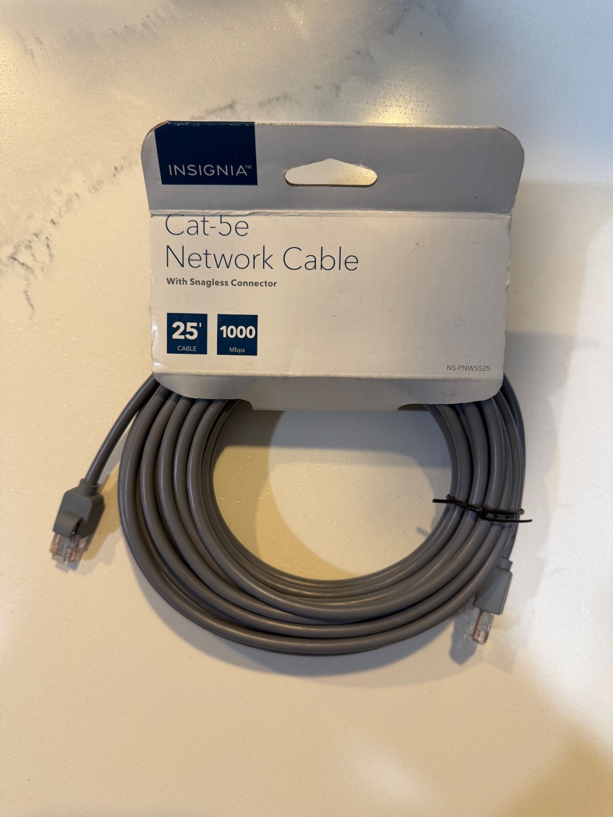 Insignia 25-Foot Cat-5e Network Cable NS-PNW5525