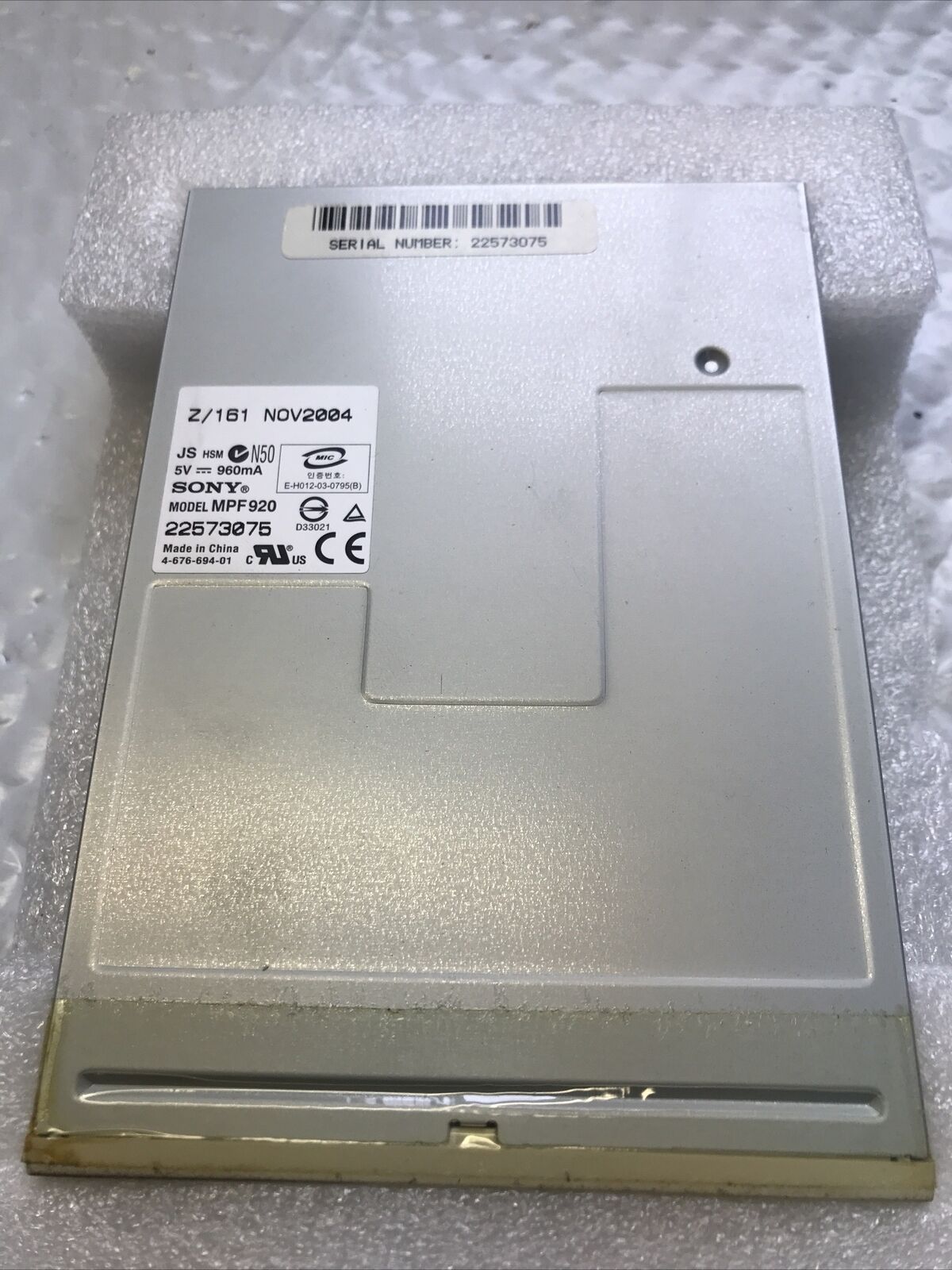 Sony MPF920 1.44MB IDE 3.5-Inch Internal Floppy Disk Drive FDD