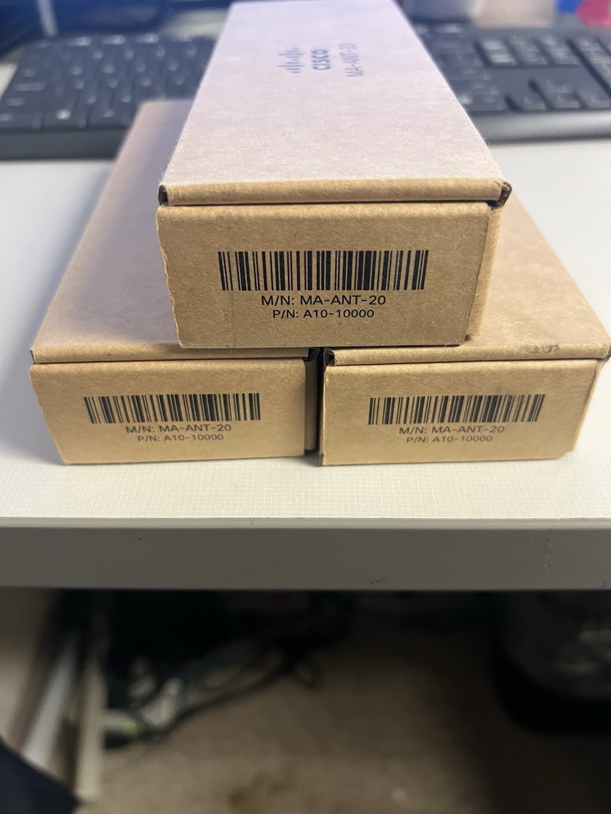 NEW/SEALED Cisco Meraki 4/7 dBi Dual-Band Omni Antenna Set - MA-ANT-20