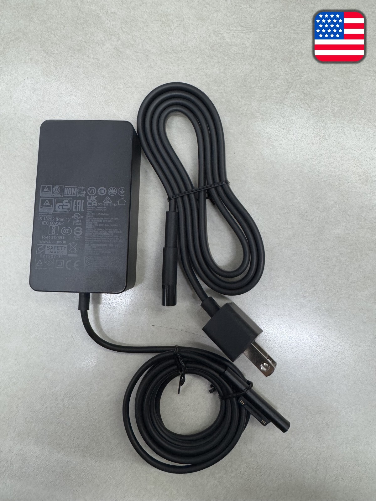 OEM Microsoft Surface Pro 2 3 4 5 6 7 Surface Book 2 3 - Charger Adapter 65W