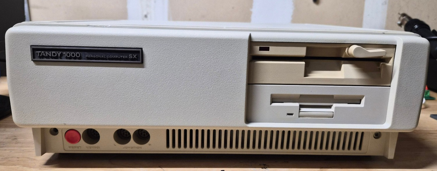 Vintage Tandy 1000 SX 8088-2 640KB Working