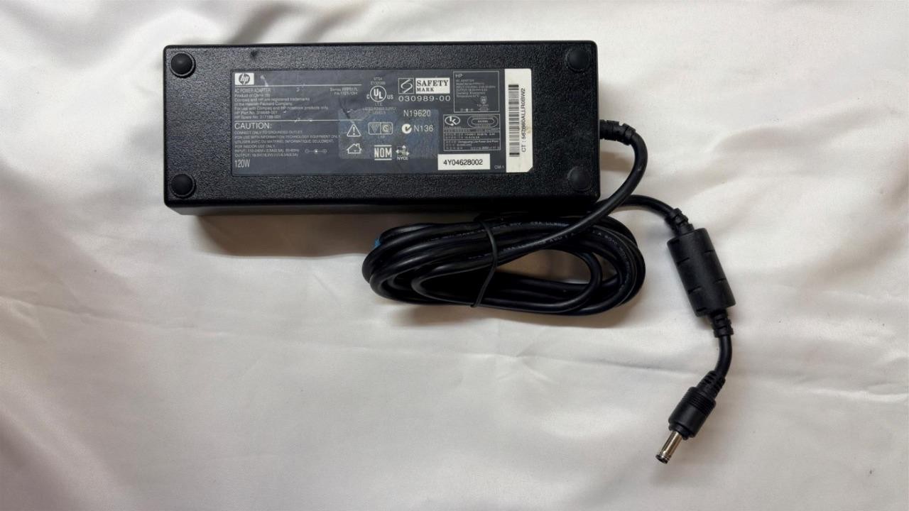 Genuine HP 120W AC Adapter PPP017L 18.5V 6.5A  4.8mm Tip