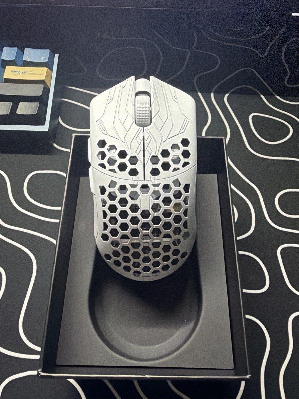 Finalmouse Ulx Frostlord Gaming Mouse Excellent Condition Large Size with Box
