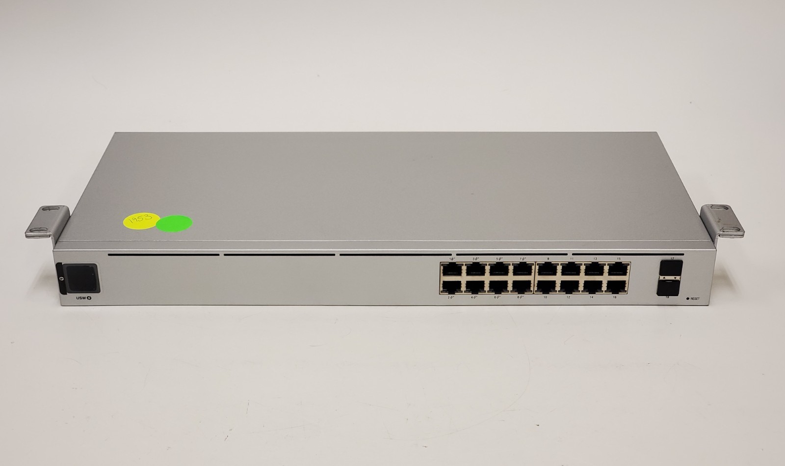 Ubiquiti UniFi USW-16-POE 16-Port Gigabit PoE Ethernet Switch