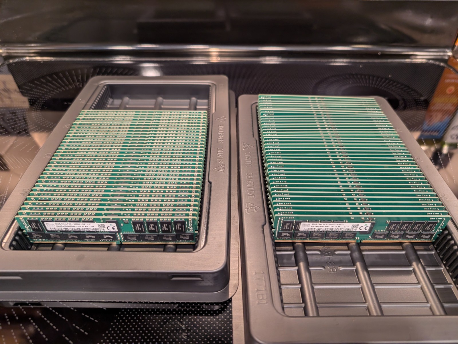 Lot of 68 SK Hynix 32GB 2Rx4 PC4-2400T DDR4 ECC REG RDIMM 2176GB Server RAM