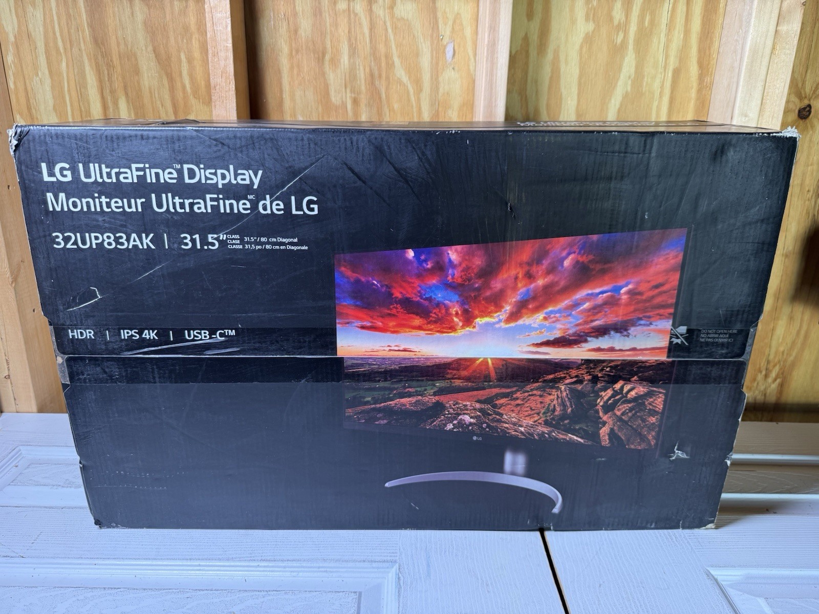 LG 32UP83AK-W 32" Ultrafine 4K UHD (3840 x 2160) 60Hz HDR10 IPS Computer Monitor