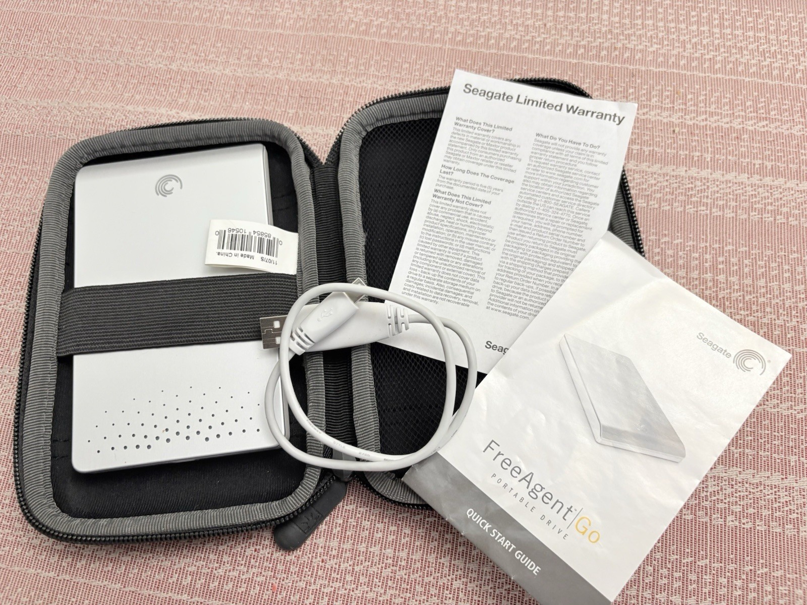 Seagate Portable Drive In Orig Case W Manual Complete 250GB PN:92A4-500 B
