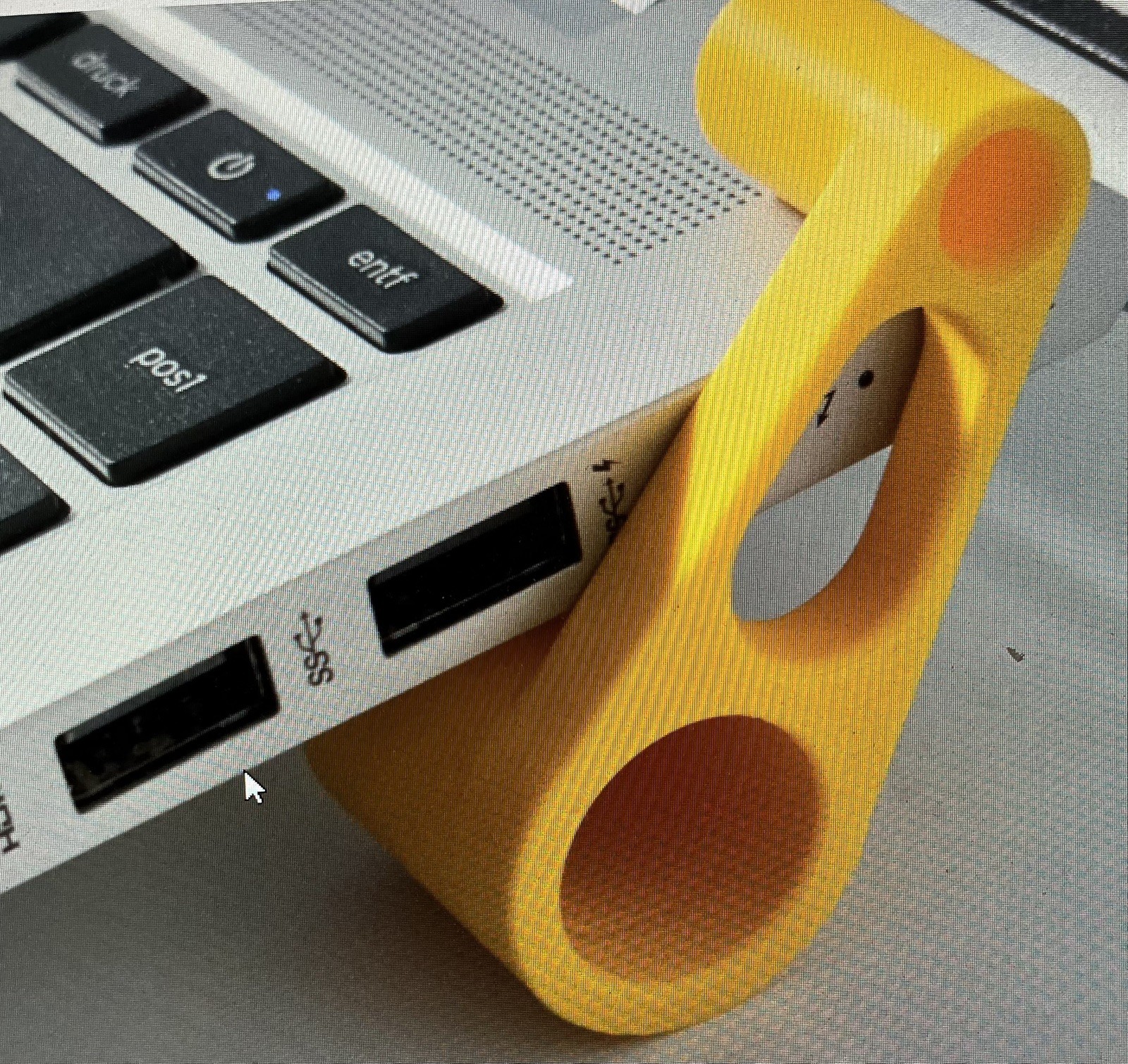 Portable Laptop Stand With Clip And Slot For Cord To Go Through. (SET 2PCS)