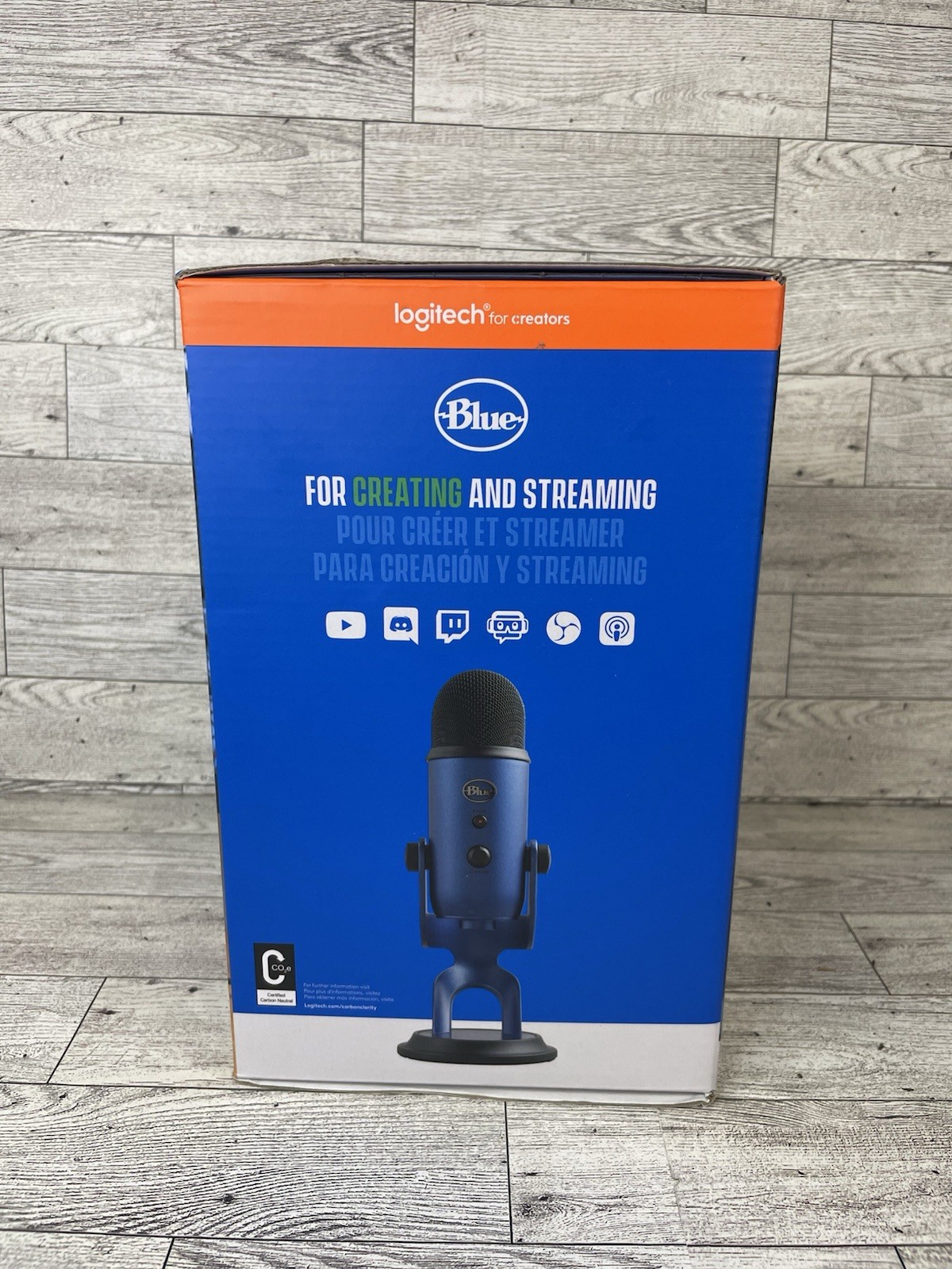 Logitech Creators Blue Yeti USB Microphone for PC Mac Gaming Streaming Brand New