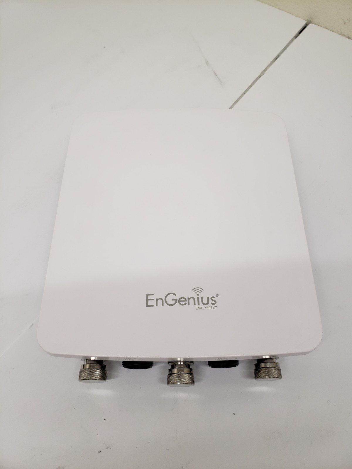 Engenius Outdoor Access Point ENH1750EXT Dual Band Long Range Wireless AC1750