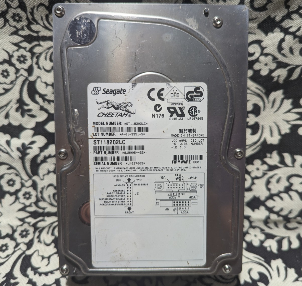 Seagate ST118202LC 18.2GB 10000RPM 1MB Ultra2 Wide SCSI 80-Pin 3.5IN