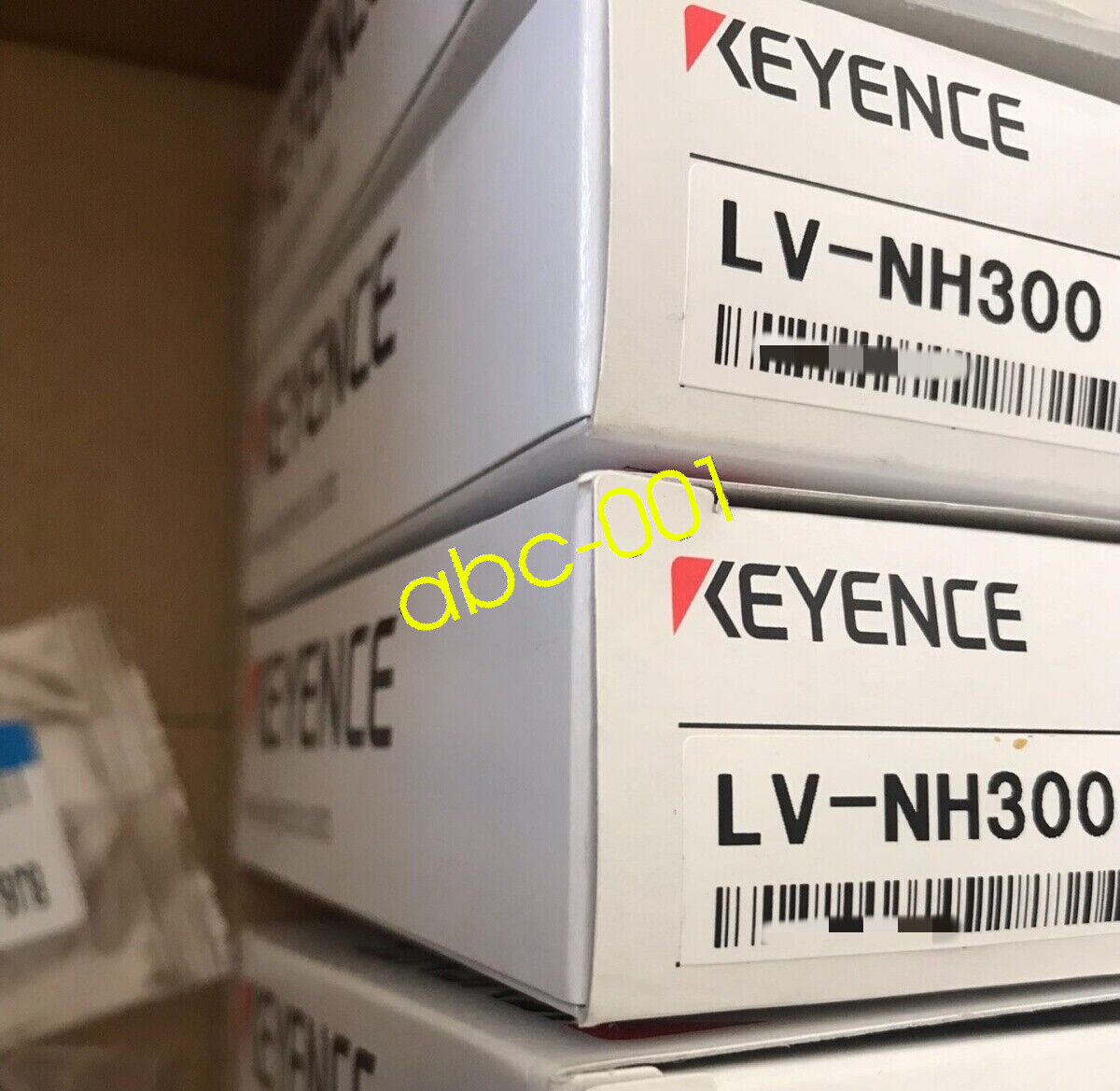 Keyence LV-NH300 Laser sensor Brand New air transport
