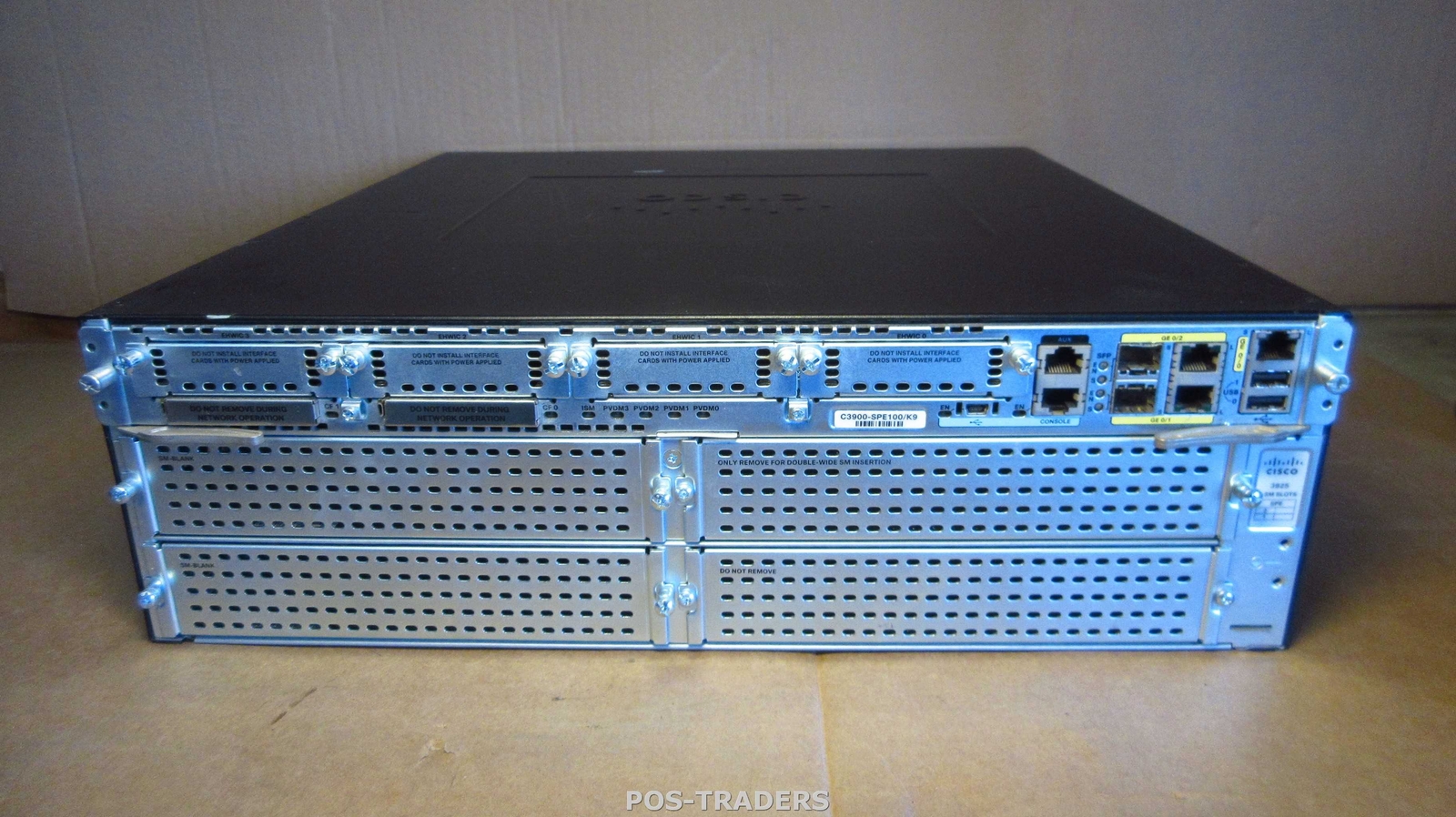 Cisco 3925 C3900-SPE100/K9 V02 - Gigabit Integrated Service Router NO MODULES